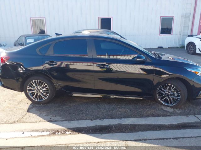 3KPF54AD6RE829311 KIA Forte Gt-line