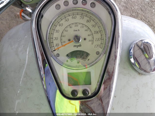 2023 SUZUKI VL800 JS1VS55A2P7100143 Photo 6