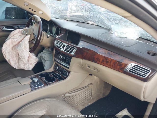 WDDLJ9BBXEA119470 Mercedes-Benz Cls 550 4matic
