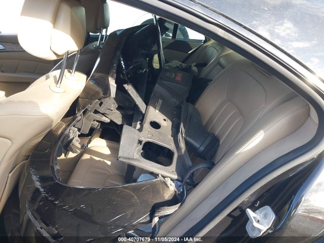 WDDLJ9BBXEA119470 Mercedes-Benz Cls 550 4matic