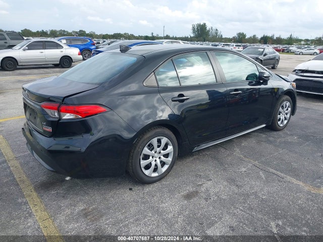 Toyota COROLLA LE 2021 5YFEPMAE5MP158896 Image 4