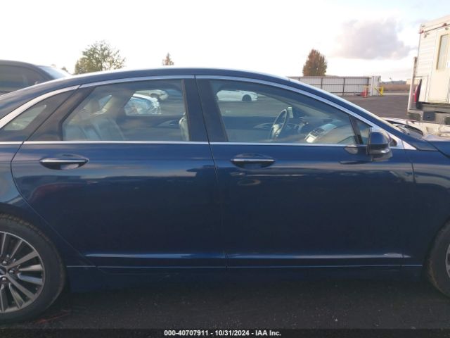 3LN6L5CC6HR612053 Lincoln MKZ SELECT