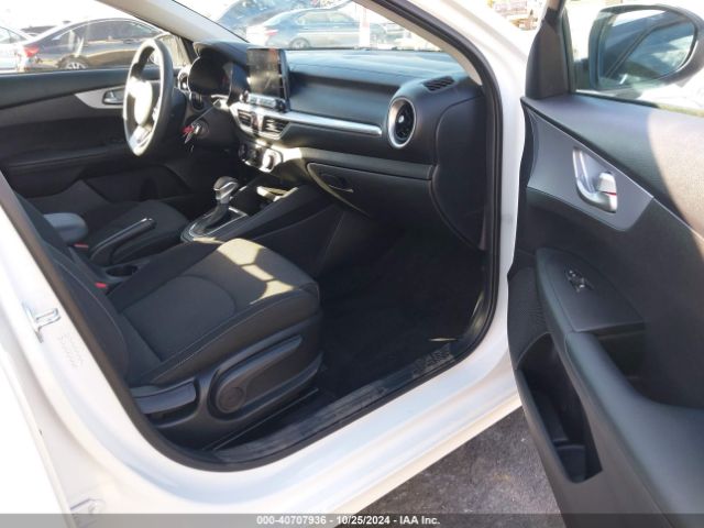 3KPF24AD0NE446726 KIA Forte Lxs