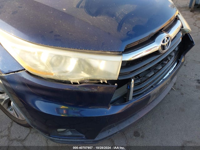 Toyota Highlander Le Plus V6 2016 5TDZKRFH2GS125771 Image 17