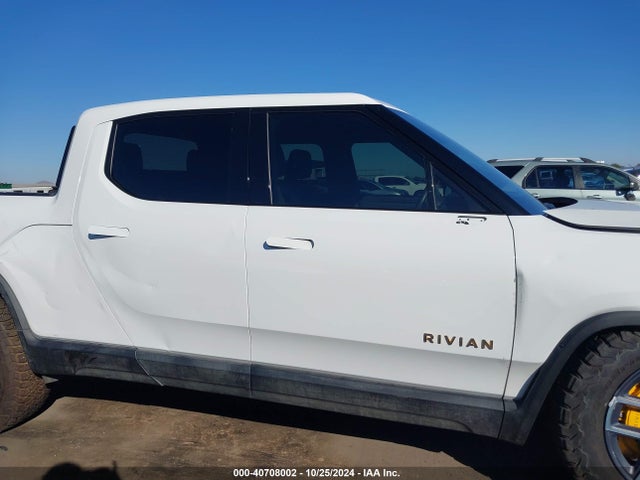 Rivian R1t Launch Edition 2022 7FCTGAAL3NN000280 Image 14