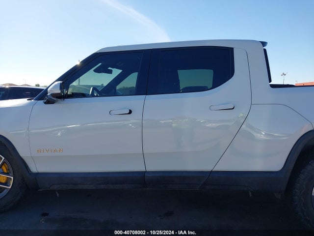 Rivian R1t Launch Edition 2022 7FCTGAAL3NN000280 Image 15
