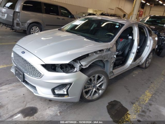 3FA6P0RU1KR206853 Ford Fusion Hybrid Titanium