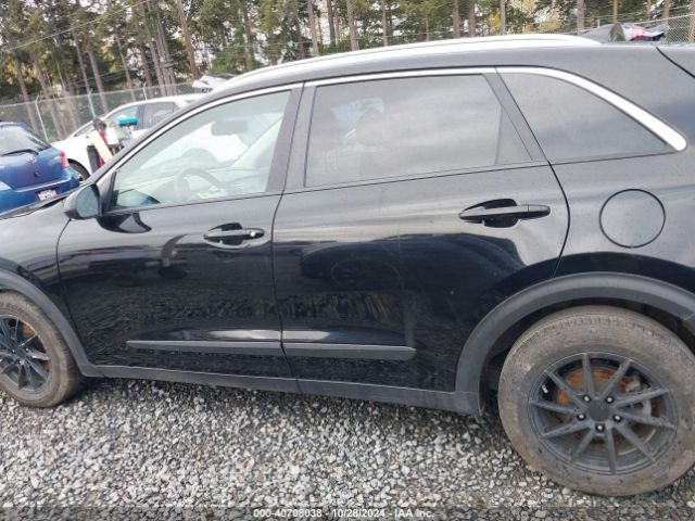 KNDCB3LC9K5232746 KIA NIRO LX
