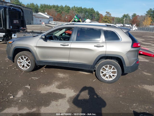 Jeep Cherokee Latitude 2016 1C4PJMCB0GW368153 Image 14