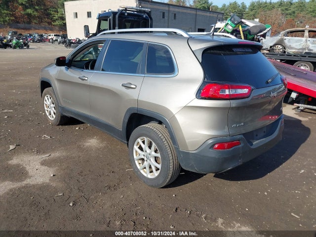 Jeep Cherokee Latitude 2016 1C4PJMCB0GW368153 Image 3