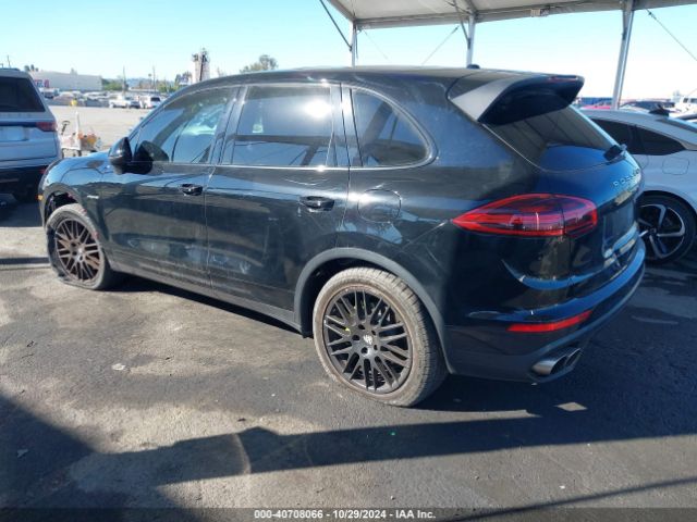 WP1AE2A22GLA16905 Porsche Cayenne E-hybrid S