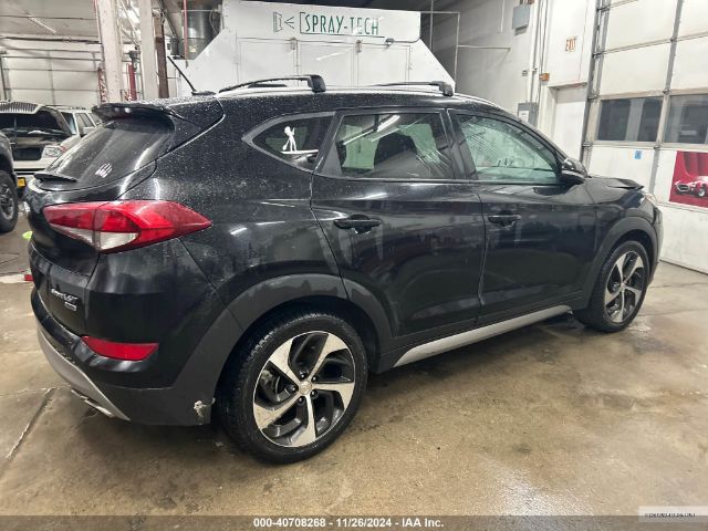 KM8J3CA21HU337449 Hyundai Tucson Sport