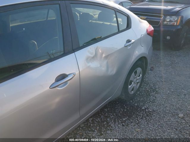 KNAFK4A66E5181157 KIA FORTE LX