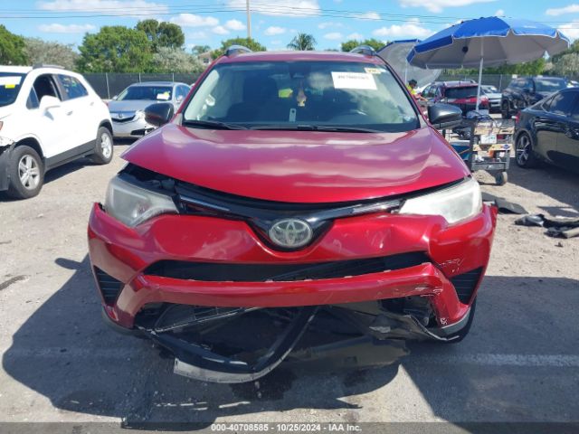 Toyota RAV4 LE 2018 JTMZFREV2JD113702 Image 12