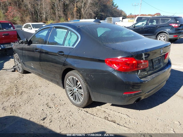 WBAJA7C58KWW18374 BMW 530i Xdrive