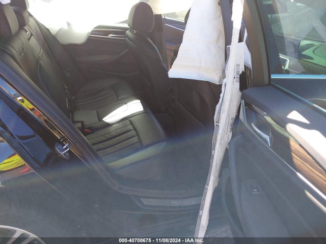 WBAJA7C58KWW18374 BMW 530i Xdrive
