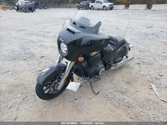 2024 INDIAN MOTORCYCLE CO. CHIEFTAIN 56KTCBAA6R3423940 Photo 1