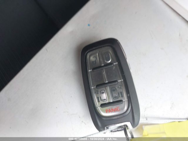 2C4RC1CG3PR549771 Chrysler Voyager Lx