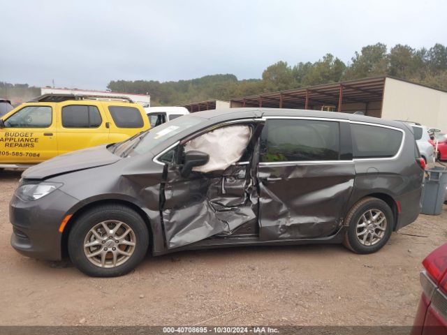 2C4RC1CG3PR549771 Chrysler Voyager Lx