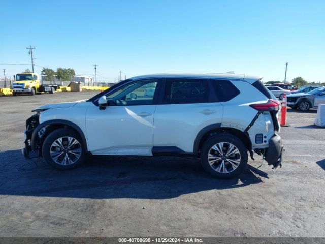 5N1BT3BA5PC784848 Nissan Rogue Sv Fwd