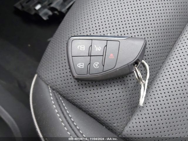 LRBFZPR46PD052166 Buick Envision Essence