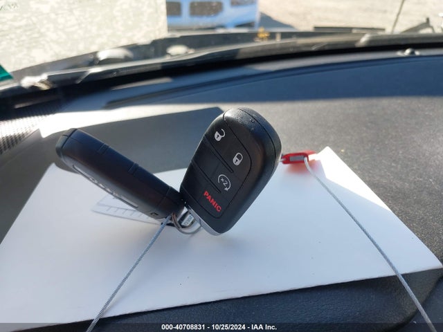 ZACCJBAB9HPF78769 Jeep Renegade Sport 4x4