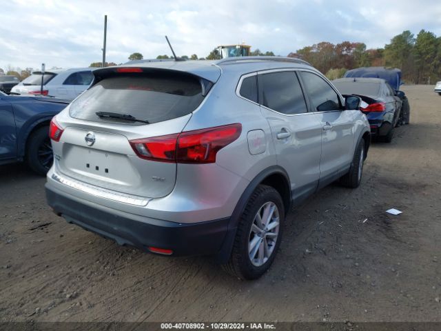 JN1BJ1CP1HW001304 Nissan Rogue Sport Sv