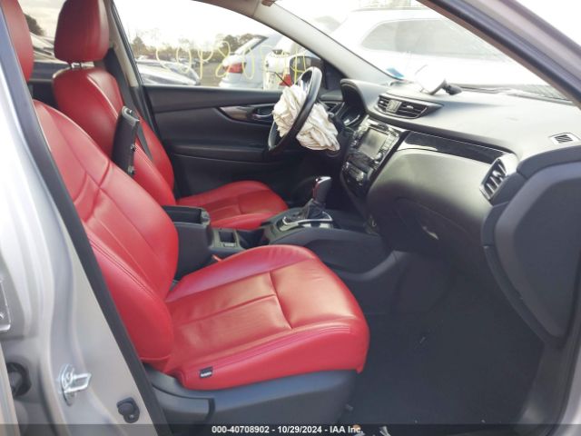 JN1BJ1CP1HW001304 Nissan Rogue Sport Sv