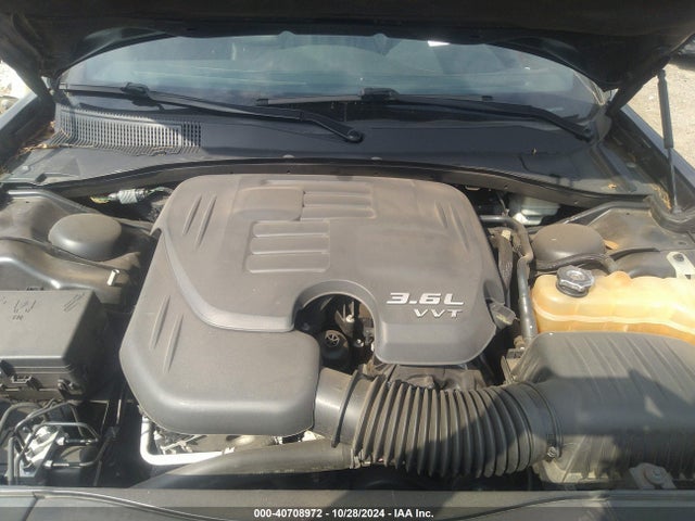 Chrysler 300 2014 2C3CCAAG1EH255351 Image 10
