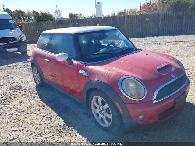 2007 MINI COOPER S WMWMF73577TV32027 Photo 0