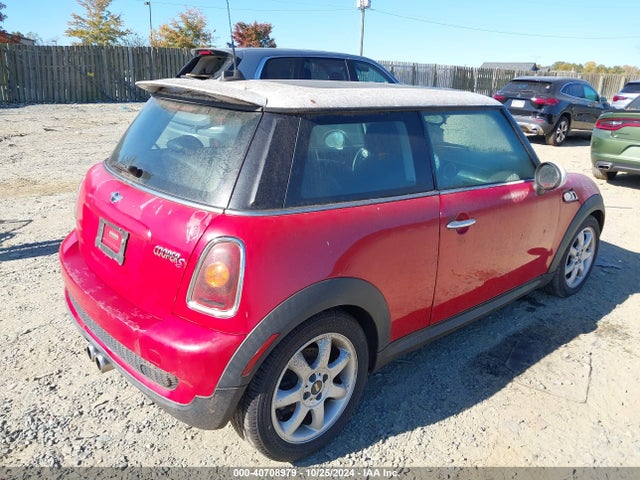 2007 MINI COOPER S WMWMF73577TV32027 Photo 3