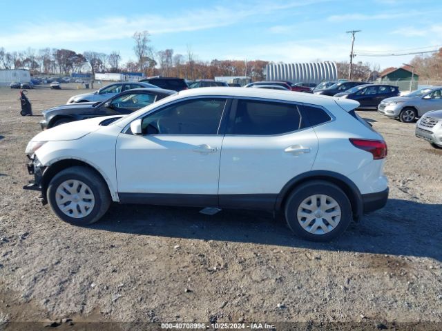 JN1BJ1CP6JW103526 Nissan Rogue Sport S