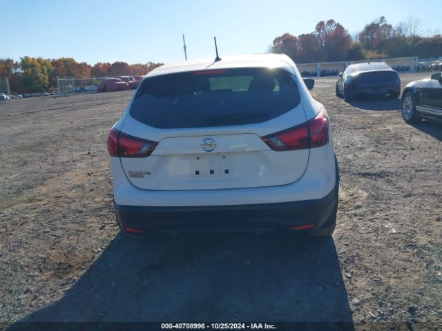 JN1BJ1CP6JW103526 Nissan Rogue Sport S