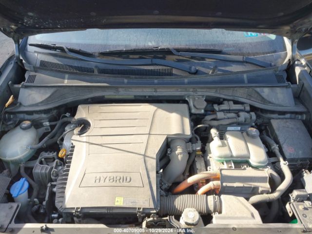 KNDCB3LC1J5139282 KIA NIRO LX