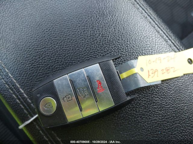 KNDCB3LC1J5139282 KIA NIRO LX
