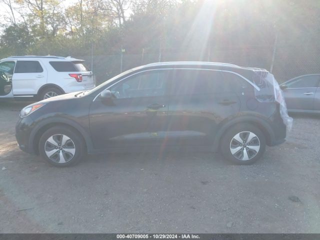 KNDCB3LC1J5139282 KIA NIRO LX