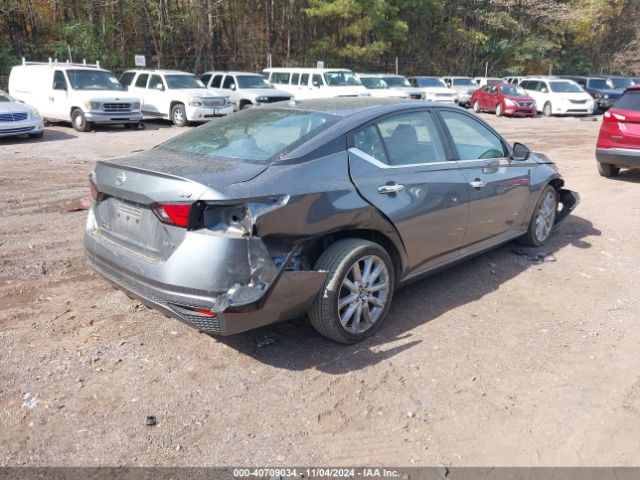 1N4BL4DW8MN306903 Nissan Altima Sv Intelligent Awd