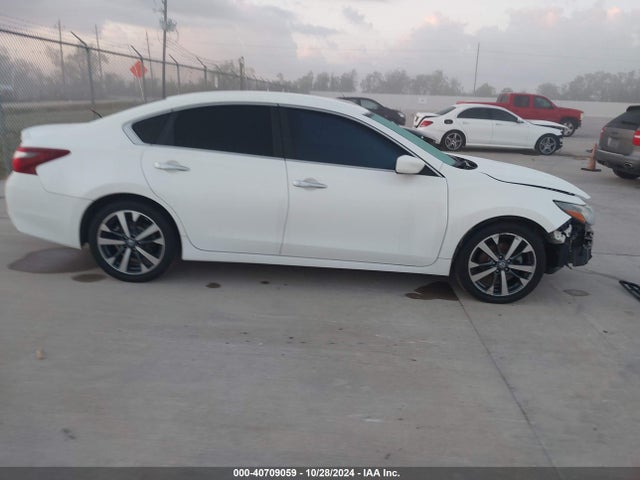 Nissan Altima 2.5 Sr 2017 1N4AL3APXHC489709 Image 13