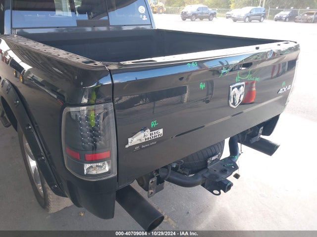 1C6RR7LT8HS621635 RAM 1500 Big Horn  4x4 5'7 Box