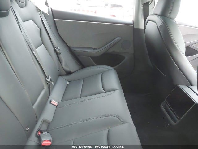 2024 TESLA MODEL 3 5YJ3E1EA7RF870431 Photo 7