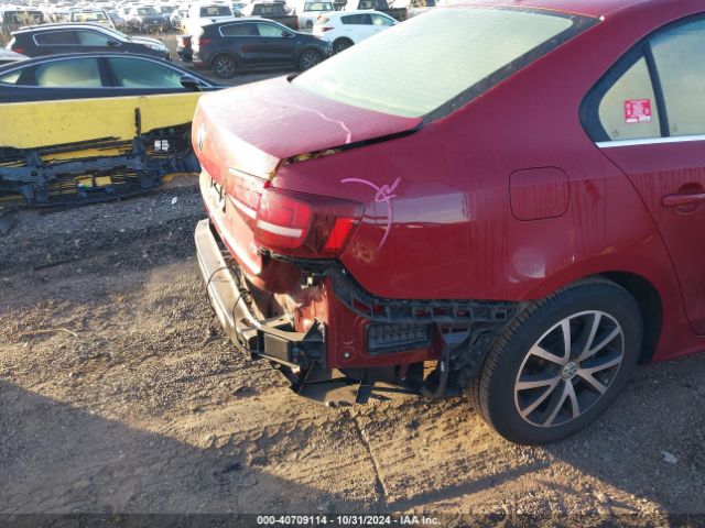 3VWDB7AJ6JM224056 Volkswagen Jetta 1.4t Se/1.4t Wolfsburg Edition
