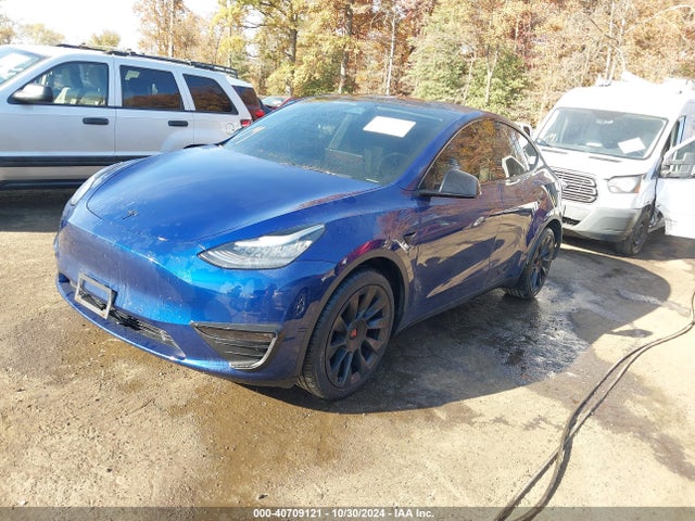 2020 TESLA MODEL Y 5YJYGDEE7LF012694 Photo 1