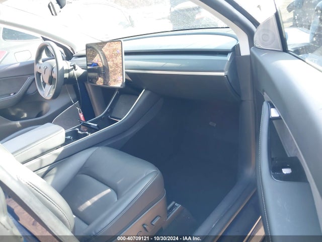 2020 TESLA MODEL Y 5YJYGDEE7LF012694 Photo 4