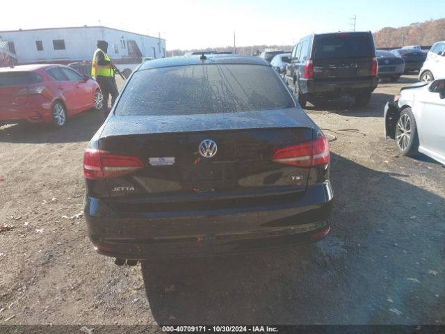 3VWD17AJ4GM255561 Volkswagen Jetta 1.8t Sport