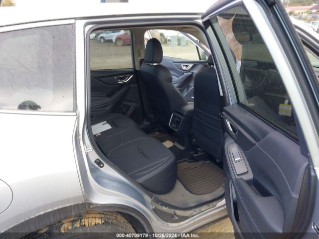 JF2SKAUC8KH588362 Subaru Forester Limited