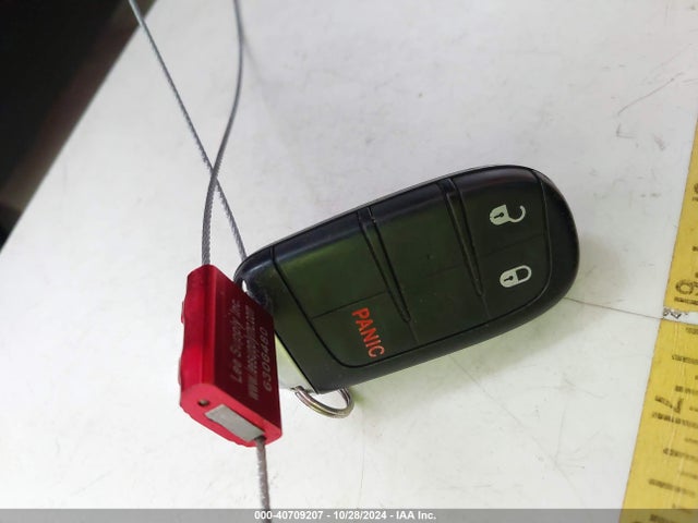 1C4RJFAG4GC395800 Jeep Grand Cherokee Laredo