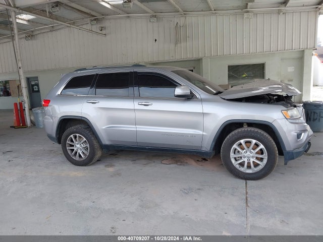 1C4RJFAG4GC395800 Jeep Grand Cherokee Laredo