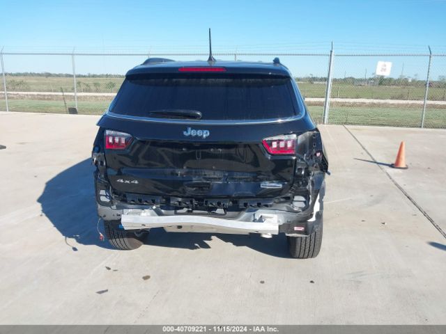 3C4NJDBN0RT164951 Jeep Compass Latitude 4x4