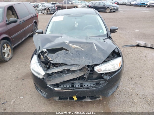 Ford FOCUS SE 2015 1FADP3K29FL308620 Image 6