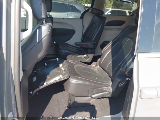 Chrysler Pacifica Touring L 2022 2C4RC1BG7NR113682 Image 8